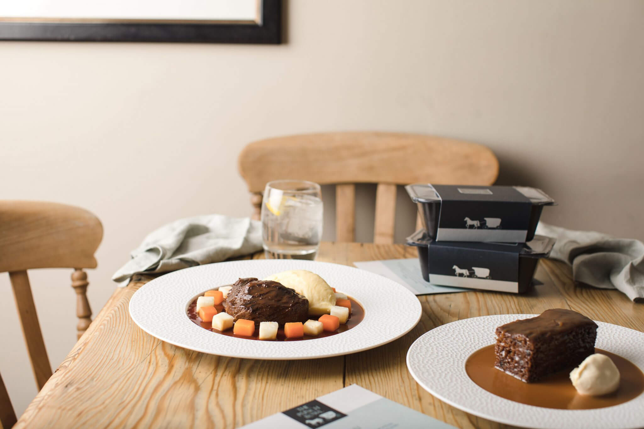 The Punch Bowl at Home
We are thrilled to be able to offer our guests the brand-new premium home delivery service from the award-winning Punch Bowl in Crosthwaite.