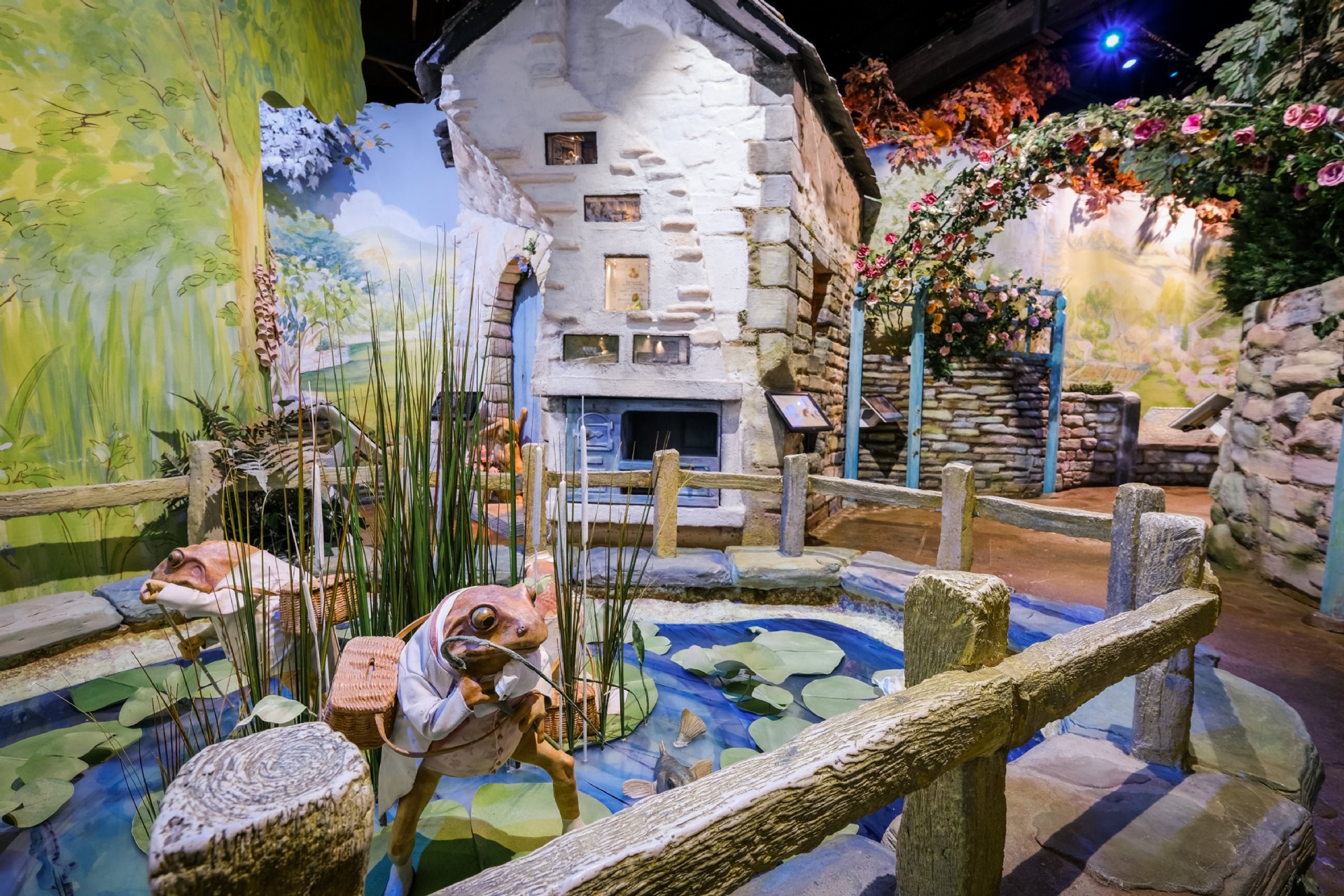 <p><strong>We have exciting news for Peter Rabbit fans! </strong></p><p>When you book a holiday cottage stay between 22 March and 14 April, you will receive a free family ticket to visit our friends at the World of Beatrix Potter.
